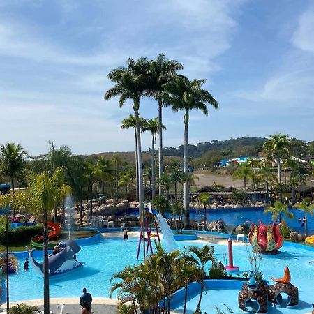 Flat Particular Adeias Das Aguas Park Resort Barra do Piraí Eksteriør billede